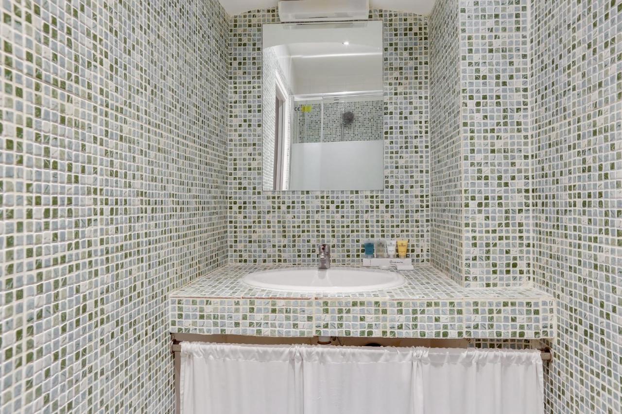 170 Suite Angouleme Large Duplex Style Apt With1 Bdr Paris Central 외부 사진